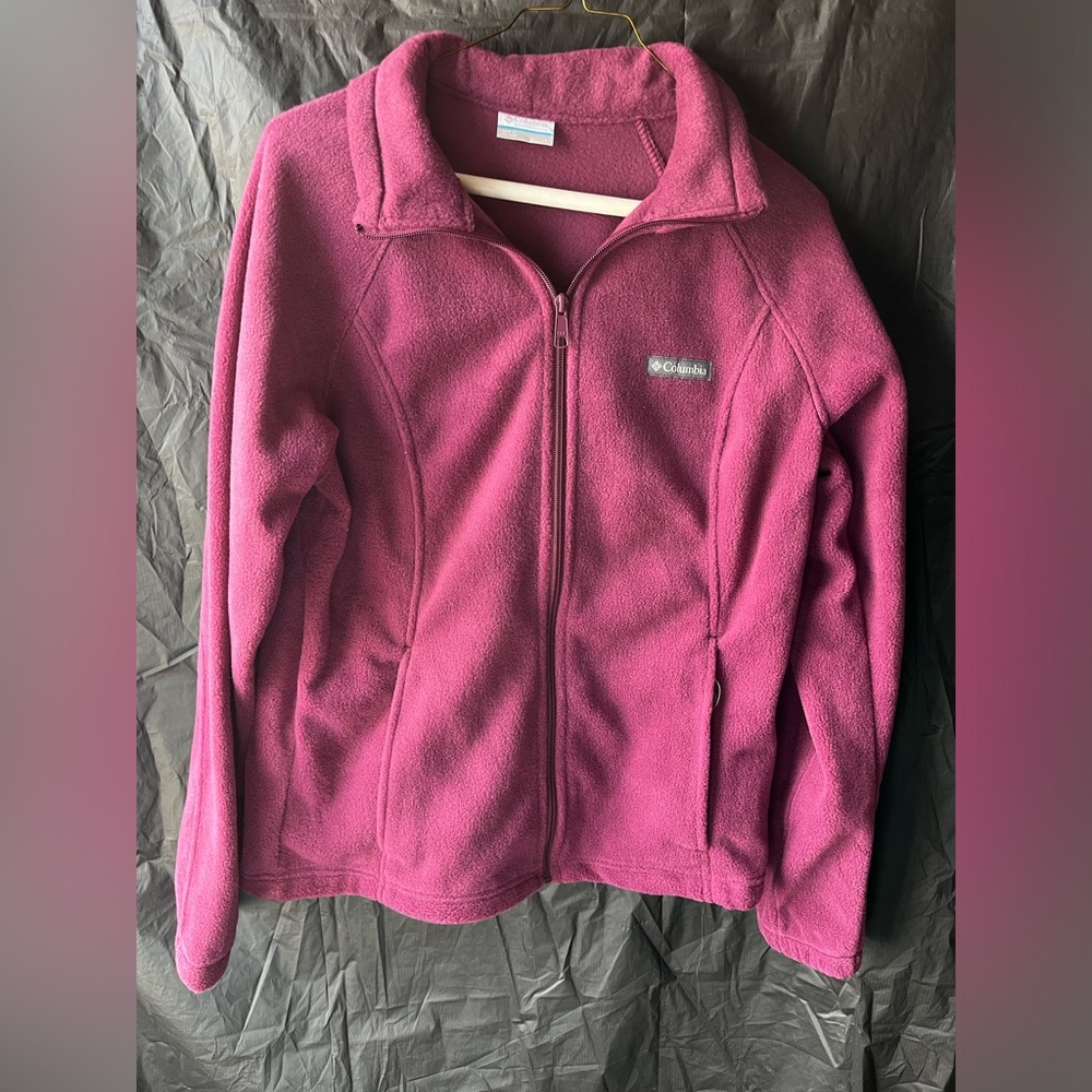 NWOT Columbia Burgundy zip fleece jacket size large